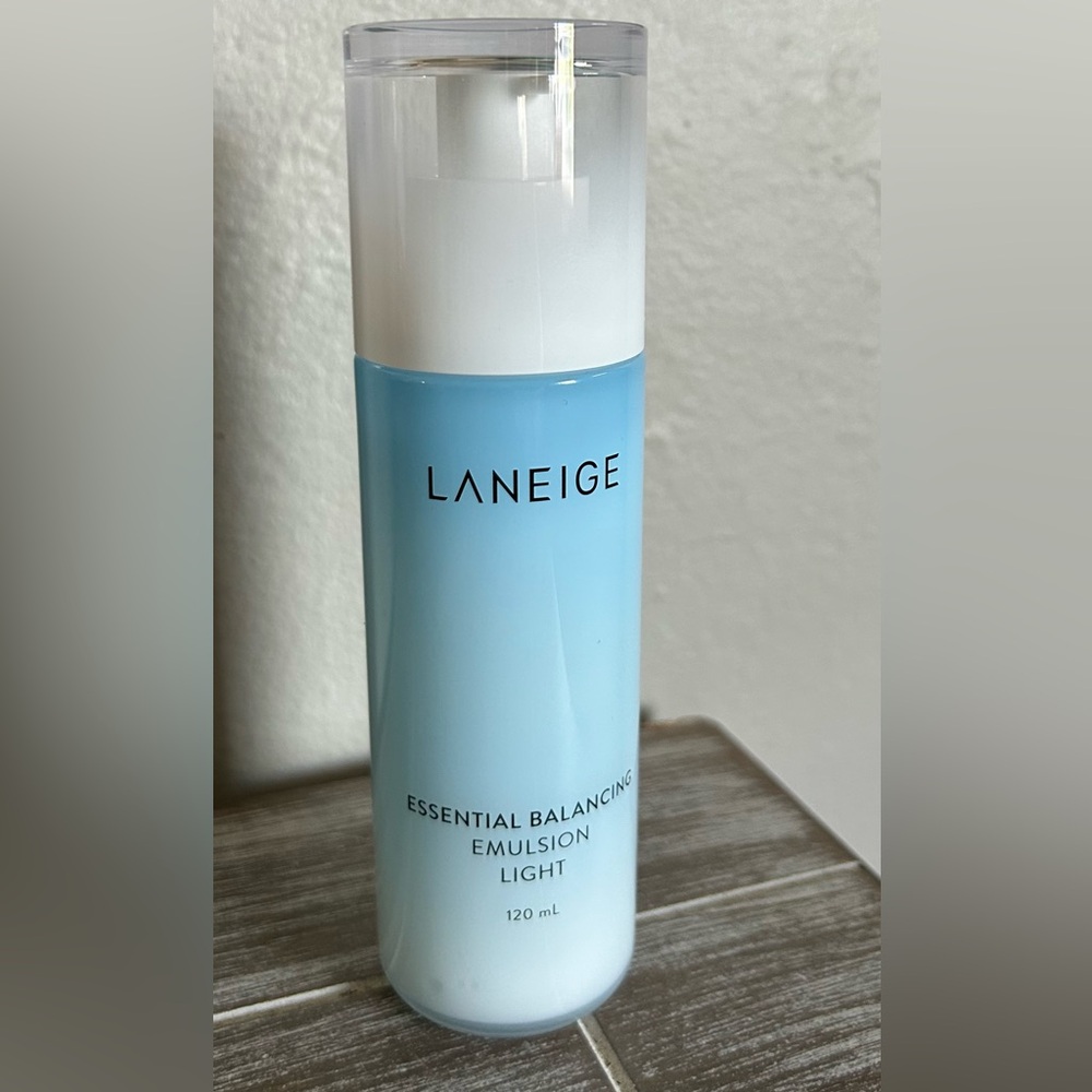 LANEIGE  Essential Balancing Emulsion Moisturizer NEW